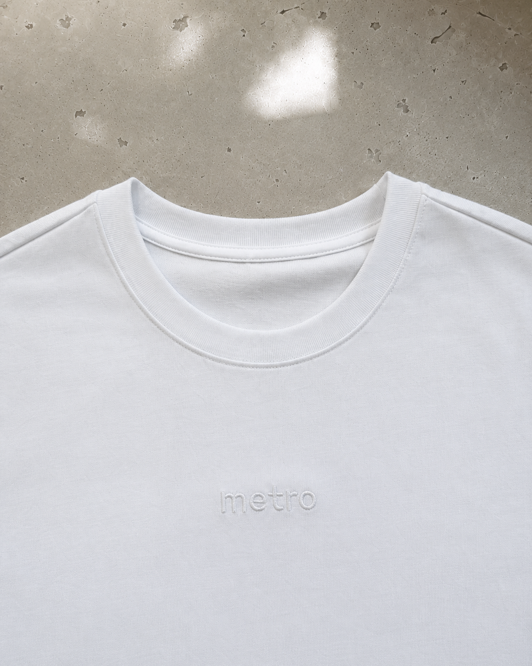 metro TEE - WHITE