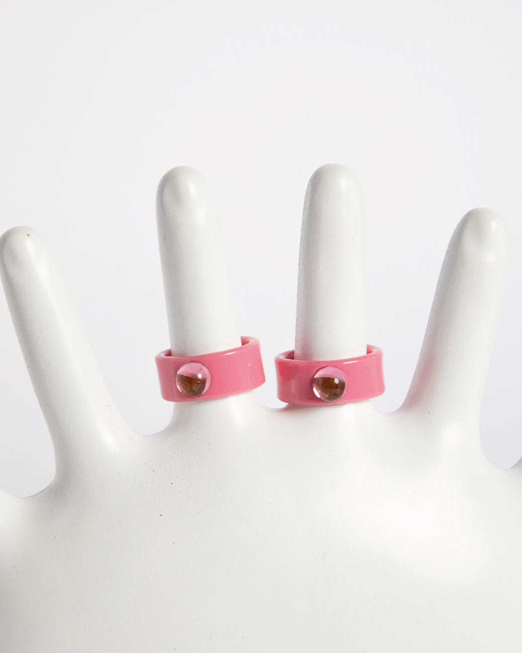 HALF STONE RING - FUCHSIA
