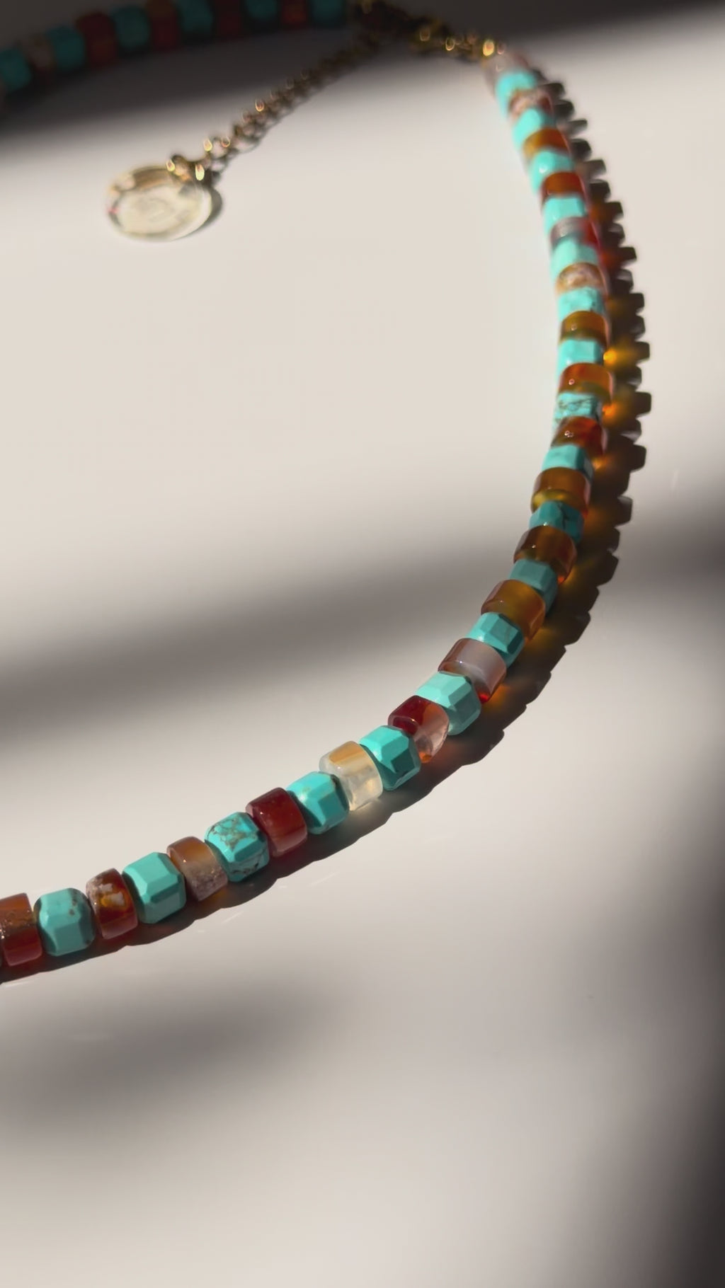 NATURAL STONES NECKLACE -  TORTOISE SKY