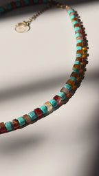 NATURAL STONES NECKLACE -  TORTOISE SKY