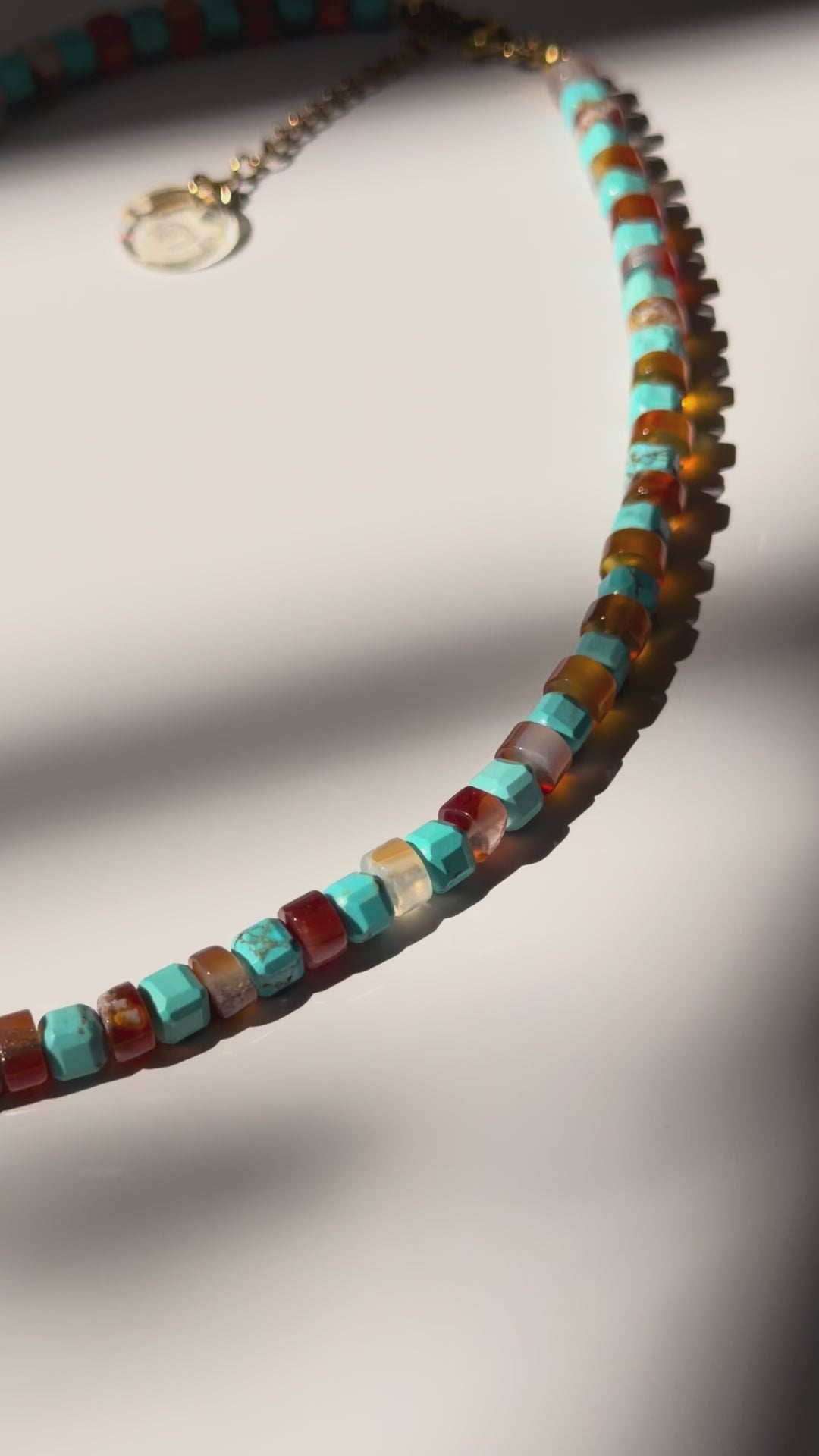 NATURAL STONES NECKLACE -  TORTOISE SKY