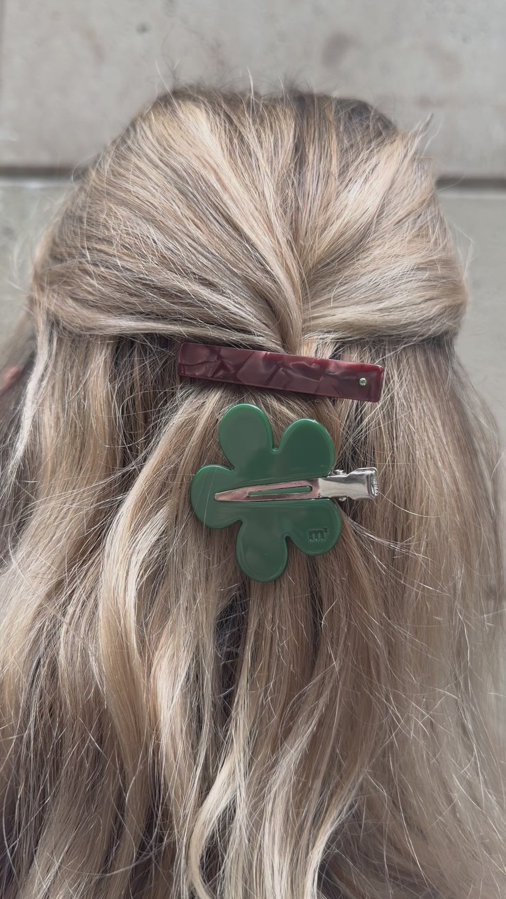 BRILLI BRILLI HAIR CLIP - MERLOT